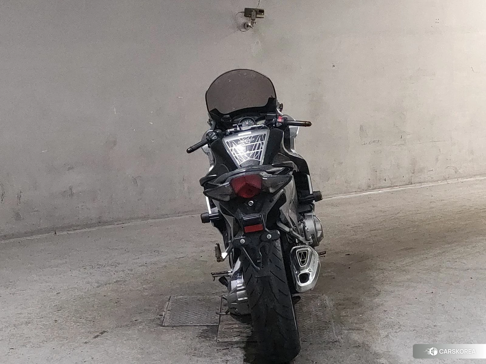 Проданный Honda VFR1200F DCT 2011 из Японии, фото 2