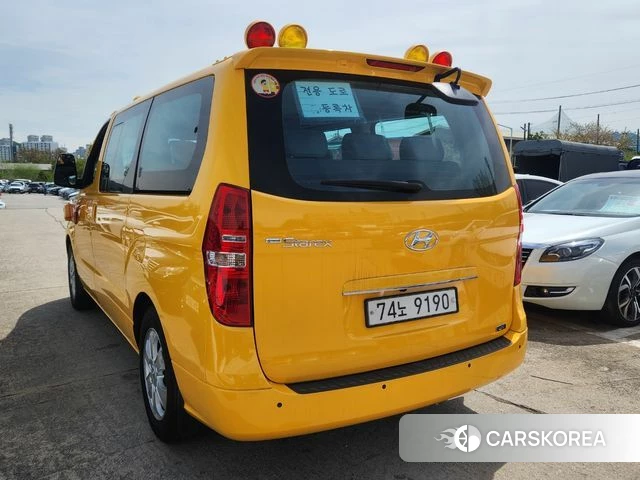 Hyundai The New Grand Starex id 3860545 из Кореи 14