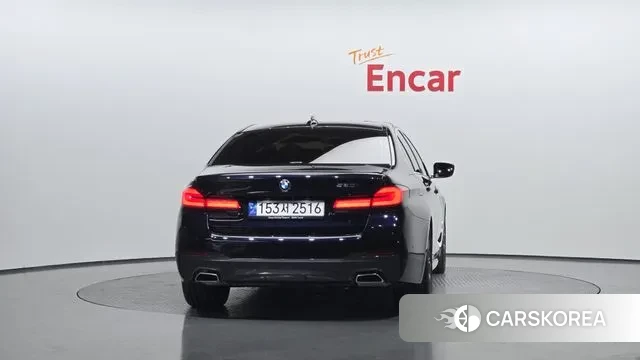 BMW 5 Series (G30) id 3701571 из Кореи 14