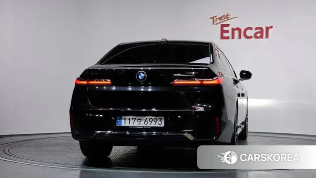 BMW 7 Series (G70) id 3533397 из Кореи 14