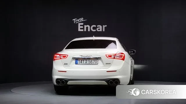 Maserati Ghibli id 3698772 из Кореи 14