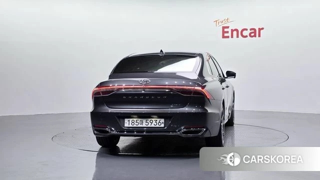 Hyundai The New Grandeur IG id 4225107 из Кореи 29