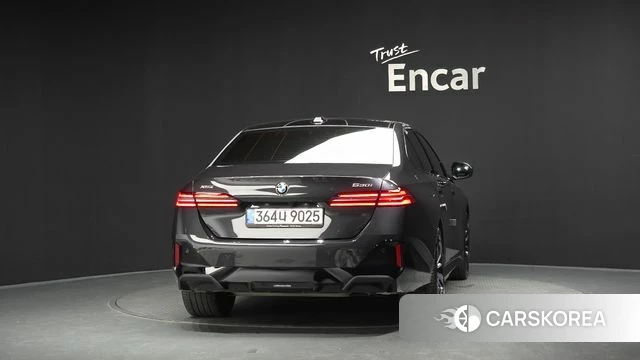 BMW 5 Series (G60) id 4719539 из Кореи 29