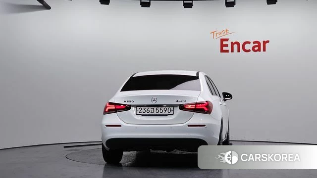 Mercedes-Benz A-Class W177 id 4632324 из Кореи 14
