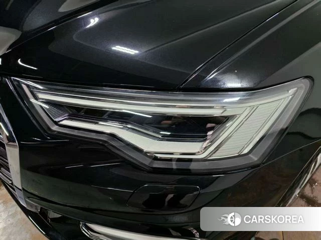 Audi A6L id 4260884 из Китая 11