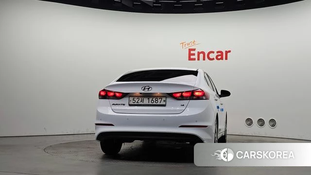 Hyundai Avante AD id 4850218 из Кореи 25