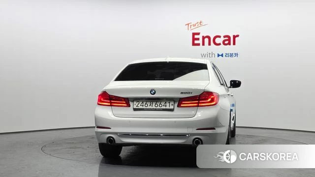 BMW 5 Series (G30) id 4180321 из Кореи 14