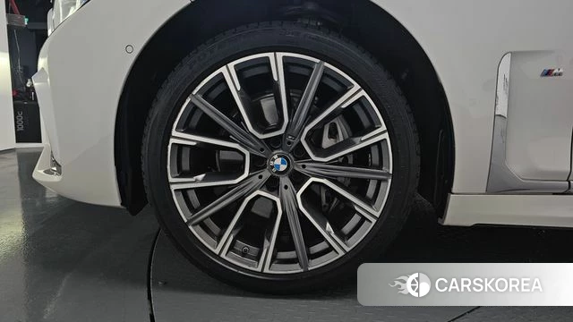 BMW 7 Series (G11) id 4304182 из Кореи 31