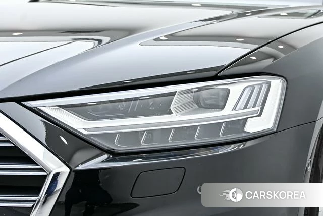 Audi A8 PHEV id 4366005 из Китая 14