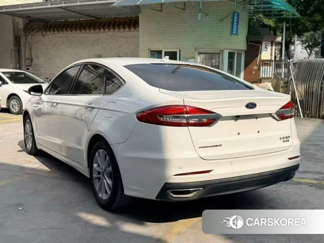 Ford Mondeo 2020 Белый из Китая, фото 4