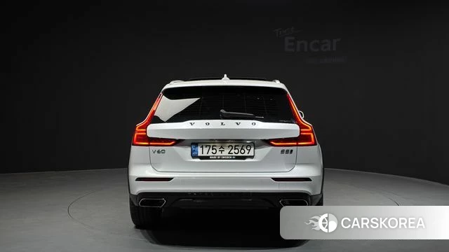 Volvo V60 Cross-Country 2nd Generation id 3965463 из Кореи 14