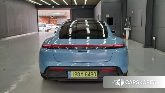 Porsche Taycan id 3191809 из Кореи 11