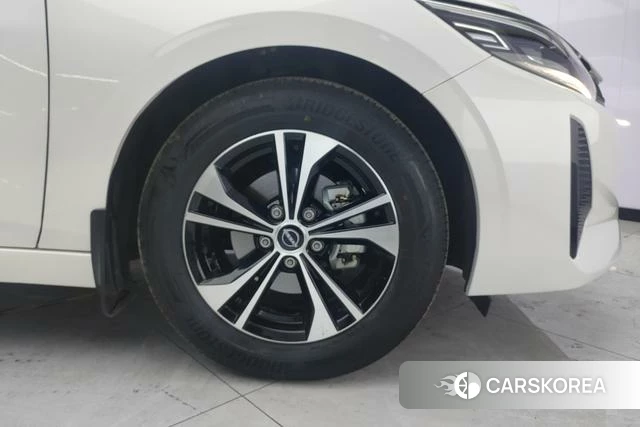 Nissan Xuan Yi id 4208930 из Китая 11