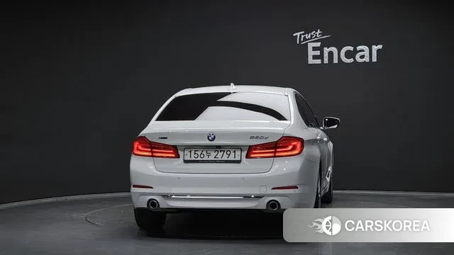 BMW 5 Series (G30) id 3407769 из Кореи 14