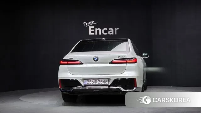 BMW 7 Series (G70) id 3599679 из Кореи 14