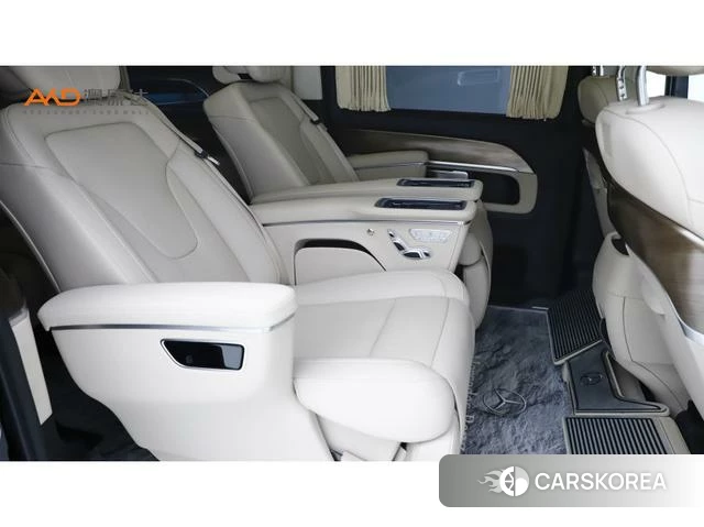 Mercedes-Benz V-class 2023 Черный из Китая, фото 5
