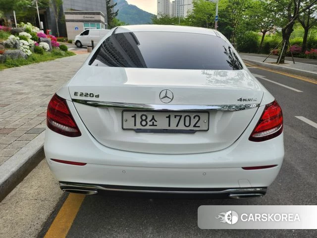 Mercedes-Benz E-Class W213 id 4246148 из Кореи 14