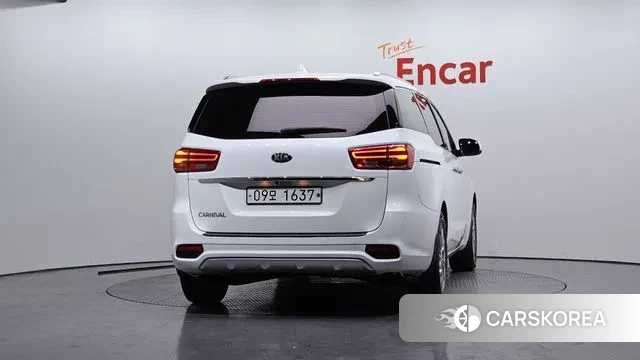 Kia The New Carnival id 3557839 из Кореи 14