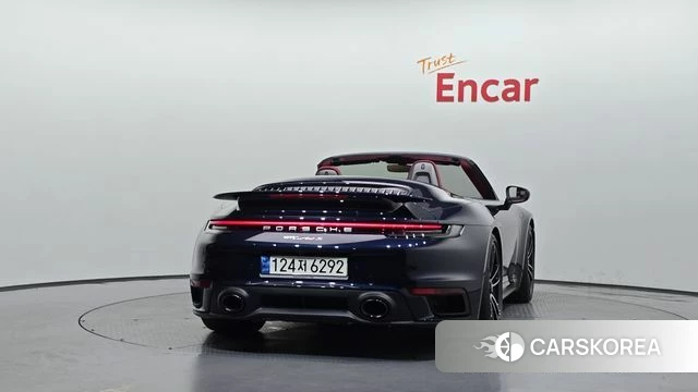 Porsche 911(992) id 4637220 из Кореи 27