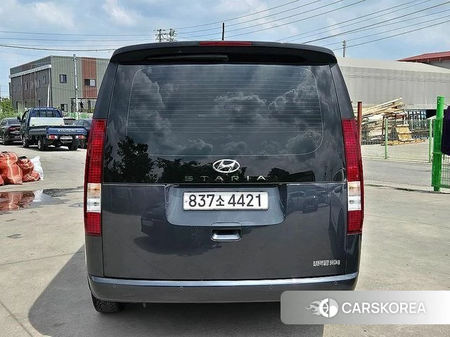 Hyundai Staria id 4401880 из Кореи 14