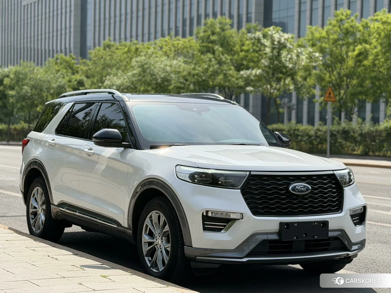 Ford Explorer id 4405885 из Китая 25