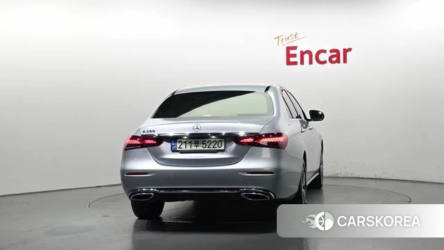 Mercedes-Benz E-Class W213 id 4707758 из Кореи 26