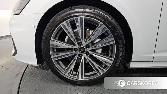 Audi A6 (C8) id 3560875 из Кореи 14