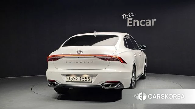 Hyundai The New Grandeur IG Hybrid id 4551379 из Кореи 24
