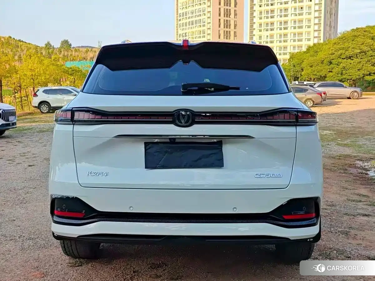 Chang'an CS75PLUS 2026 Белый из Китая, фото 5