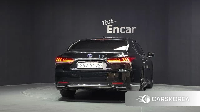 Lexus LS500h 5th generation id 4447639 из Кореи 14