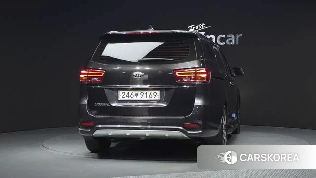 Kia The New Carnival id 4672346 из Кореи 26