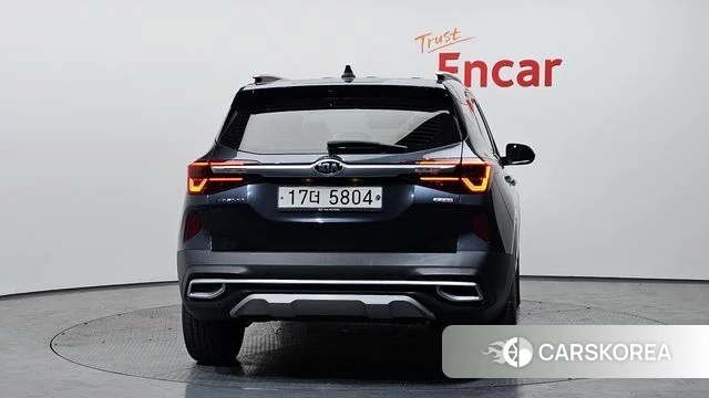 Kia Seltos id 4304661 из Кореи 14