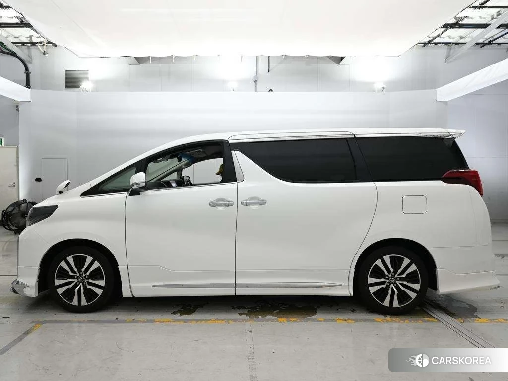 Toyota Alphard 2021 из Японии, фото 4