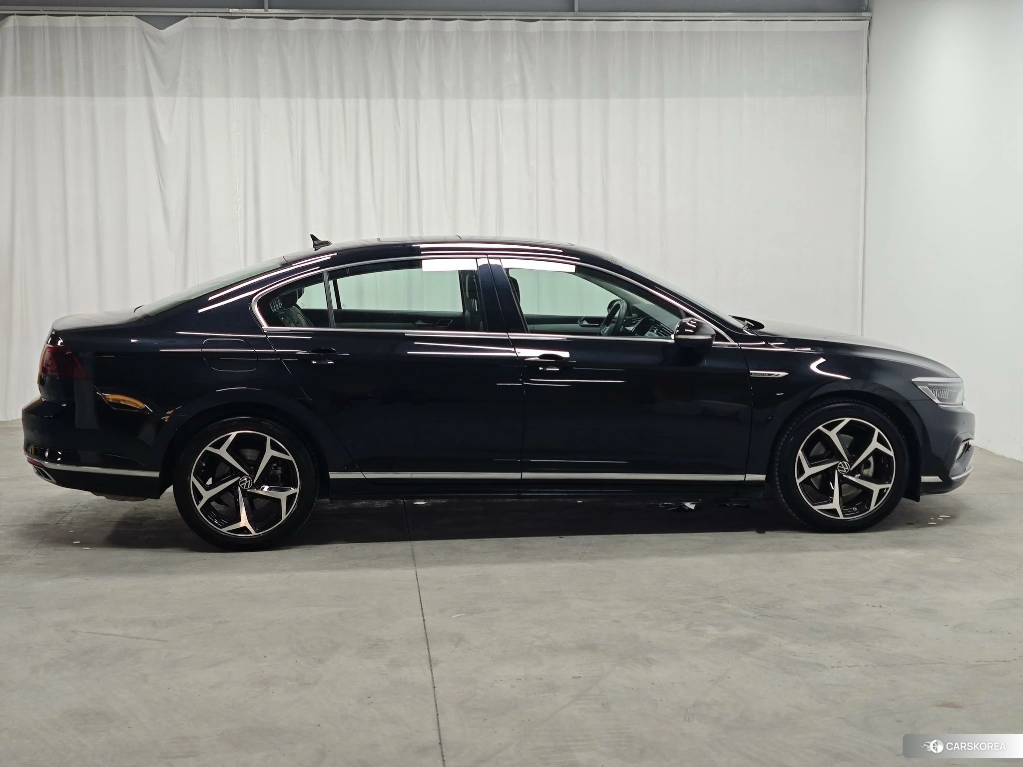 Volkswagen Magotan id 4513485 из Китая 14