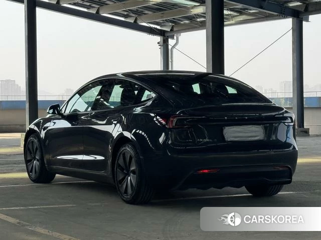 Tesla Model 3 2025 Темно-серый из Китая, фото 4