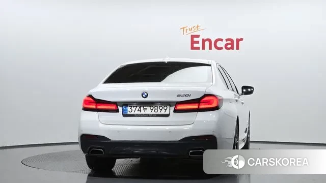 BMW 5 Series (G30) id 3043544 из Кореи 14