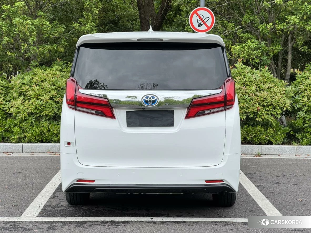 Toyota Elfa 2021 Белый из Китая, фото 4