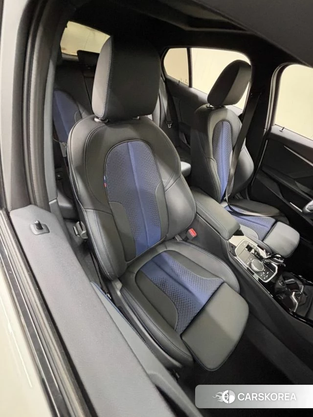 BMW 1 Series (F40) 2024 Белый из Кореи, фото 4