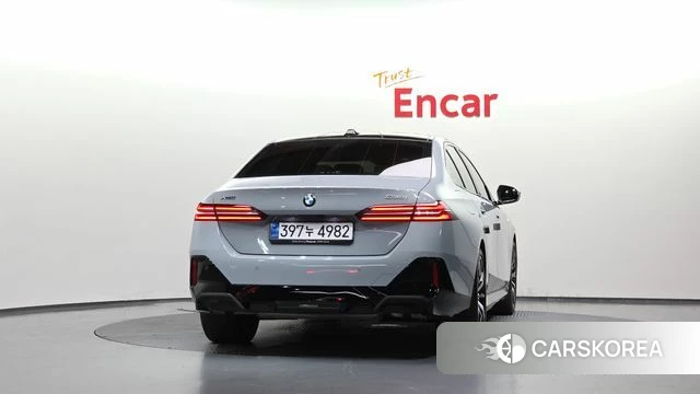BMW 5 Series (G60) id 4739683 из Кореи 26