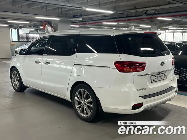 Kia The New Carnival id 2713046 из Кореи 14