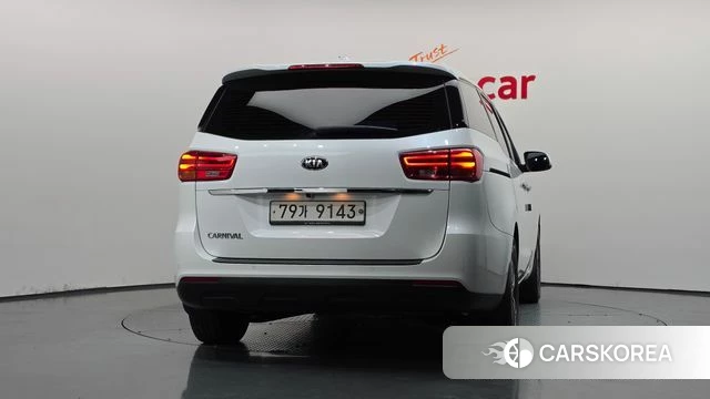 Kia The New Carnival id 4882338 из Кореи 24