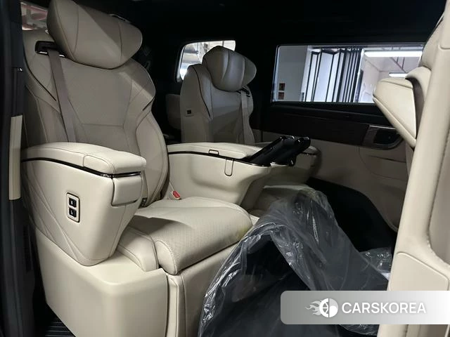 Toyota Elfa id 4239561 из Китая 12