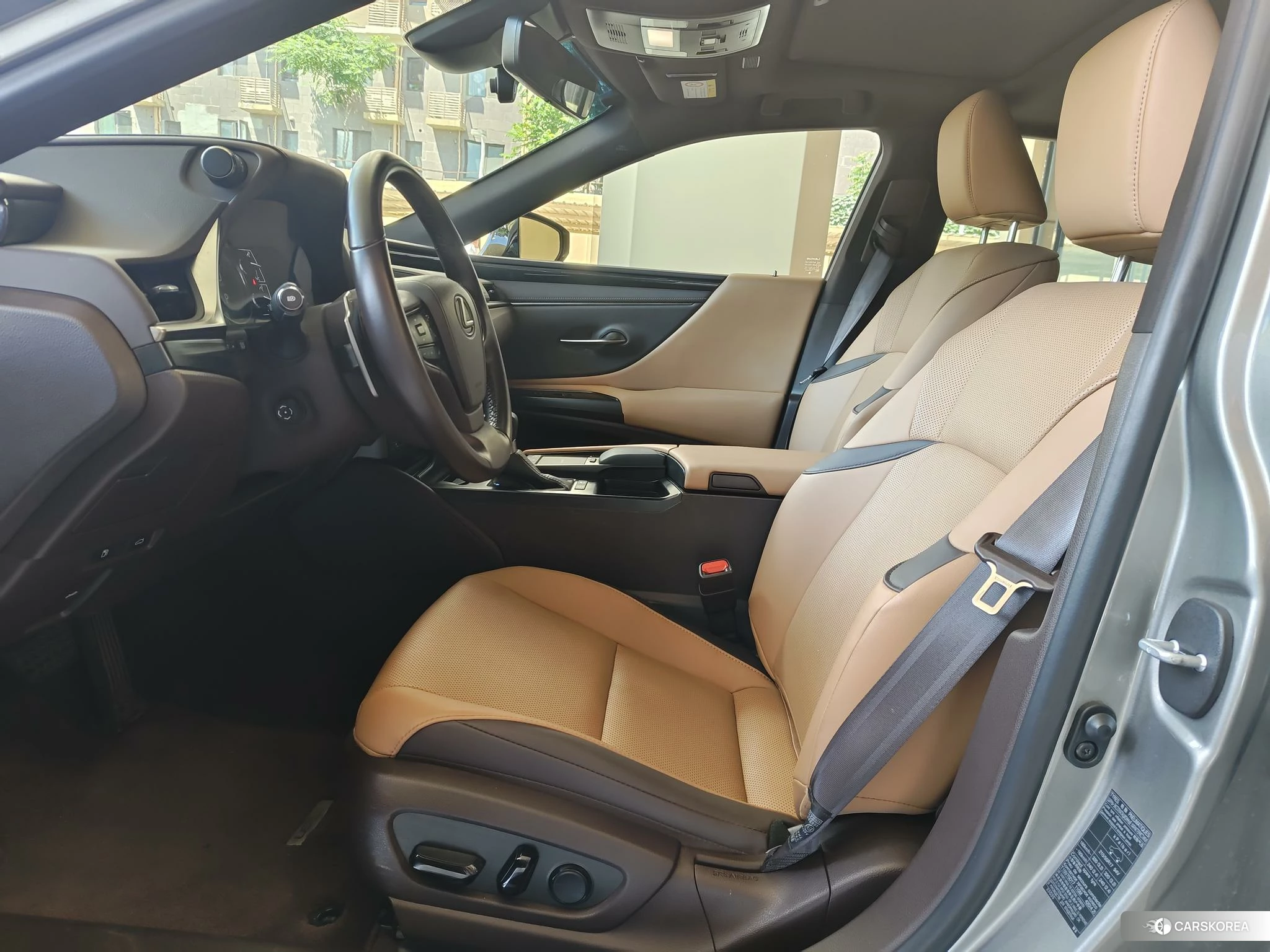 Lexus ES id 4426763 из Китая 19