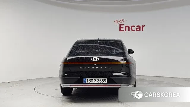 Hyundai Grandeur (GN7) id 3405524 из Кореи 14