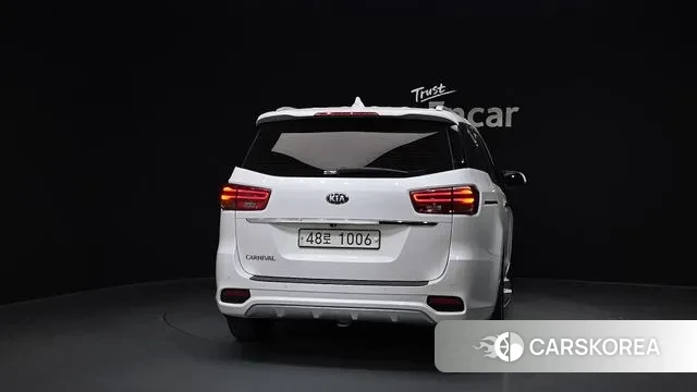 Kia The New Carnival id 3692365 из Кореи 14