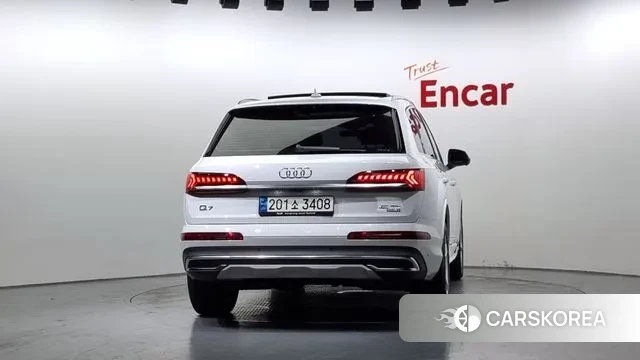 Audi Q7 (4M) id 2885686 из Кореи 14