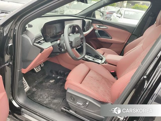 Audi Q5L id 4198918 из Китая 8
