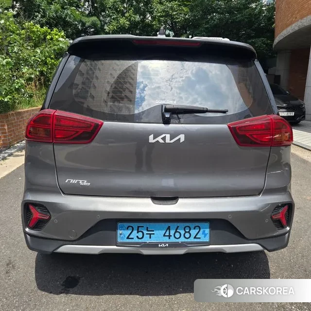 Kia Niro Plus 2022 Серый из Кореи, фото 4