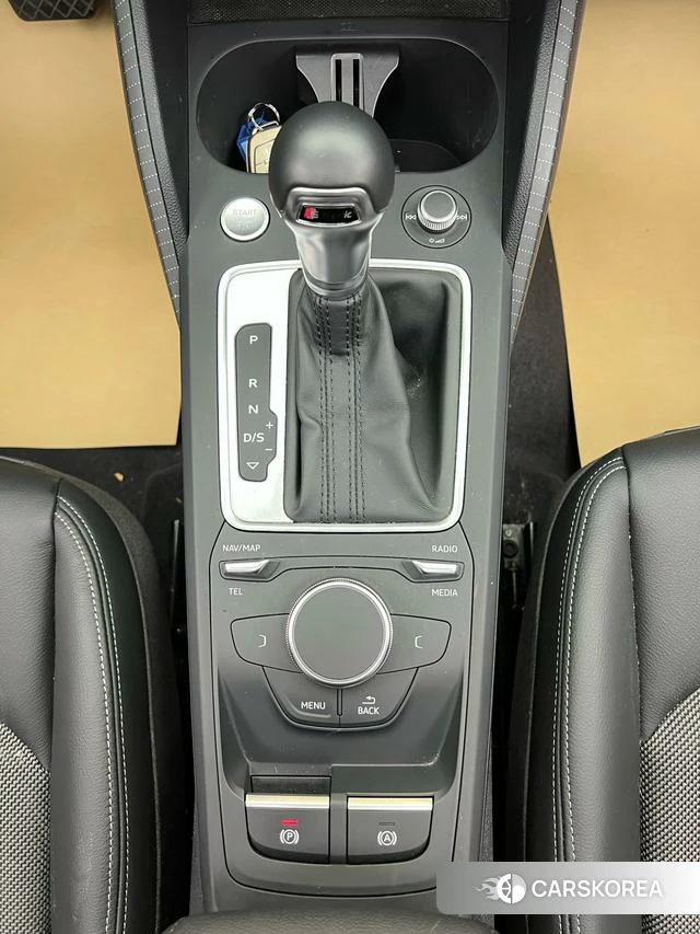 Audi Q2L id 4272188 из Китая 24