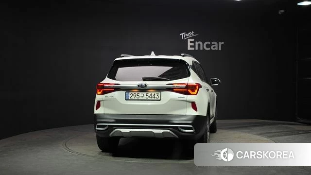 Kia Seltos id 4284445 из Кореи 14